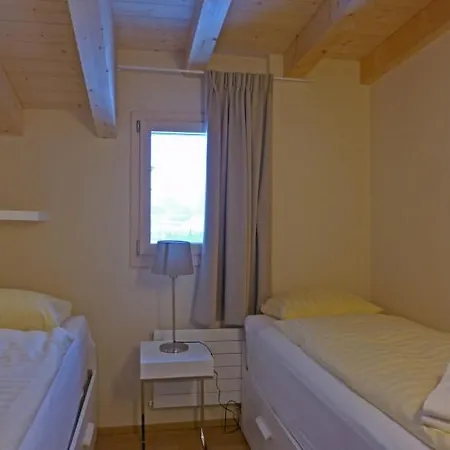 Διαμέρισμα Sleeps 8 Wifi *